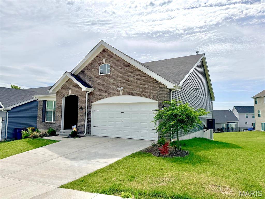 3812 Sonora Stone DR, Florissant, MO 63031