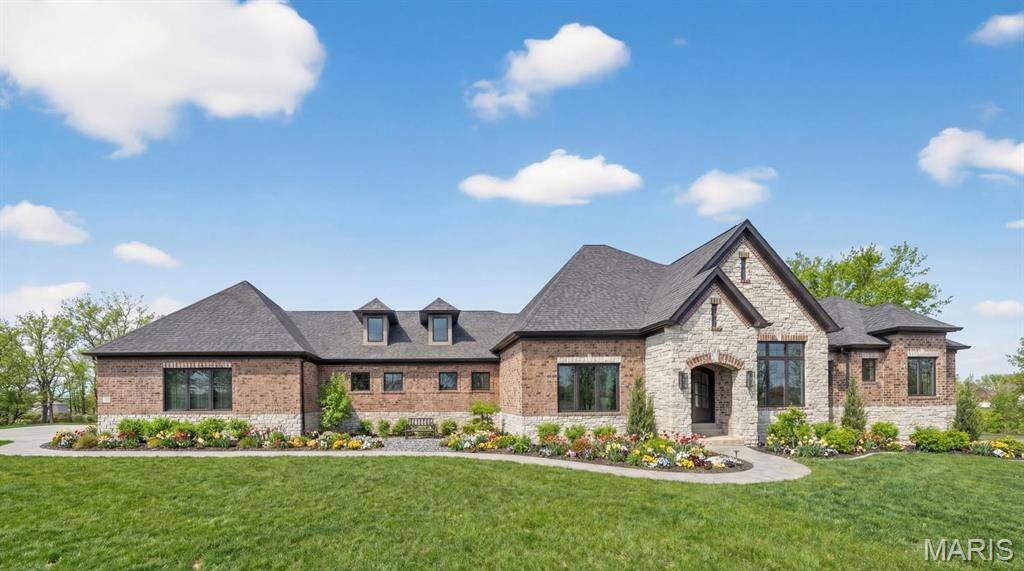 31 TBB Grand Meridien CT, Wildwood, MO 63005