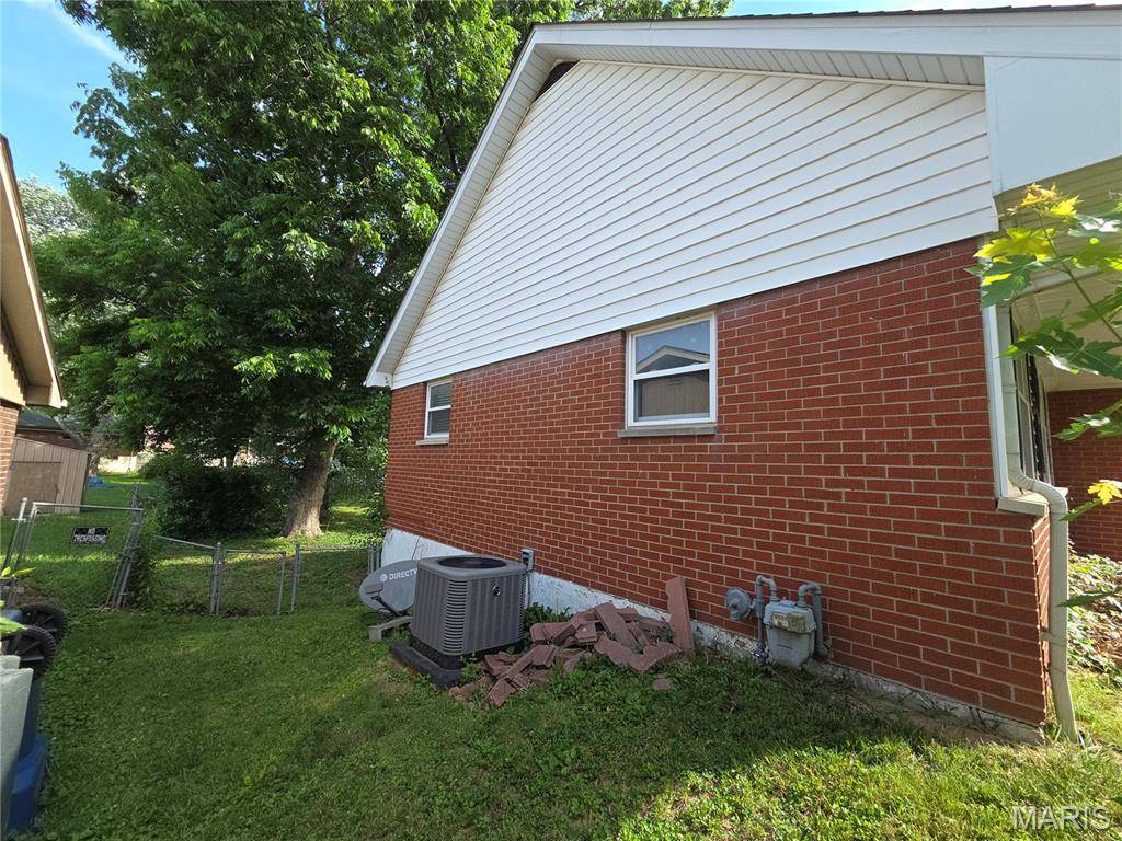 113 Philecia DR, Swansea, IL 62226