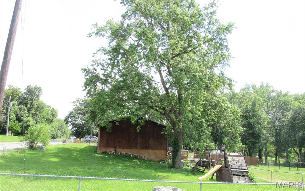 613 Truman ST, Moro, IL 62067