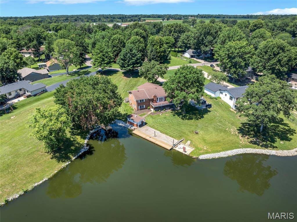 693 Boulevard De Cannes, Edwardsville, IL 62025