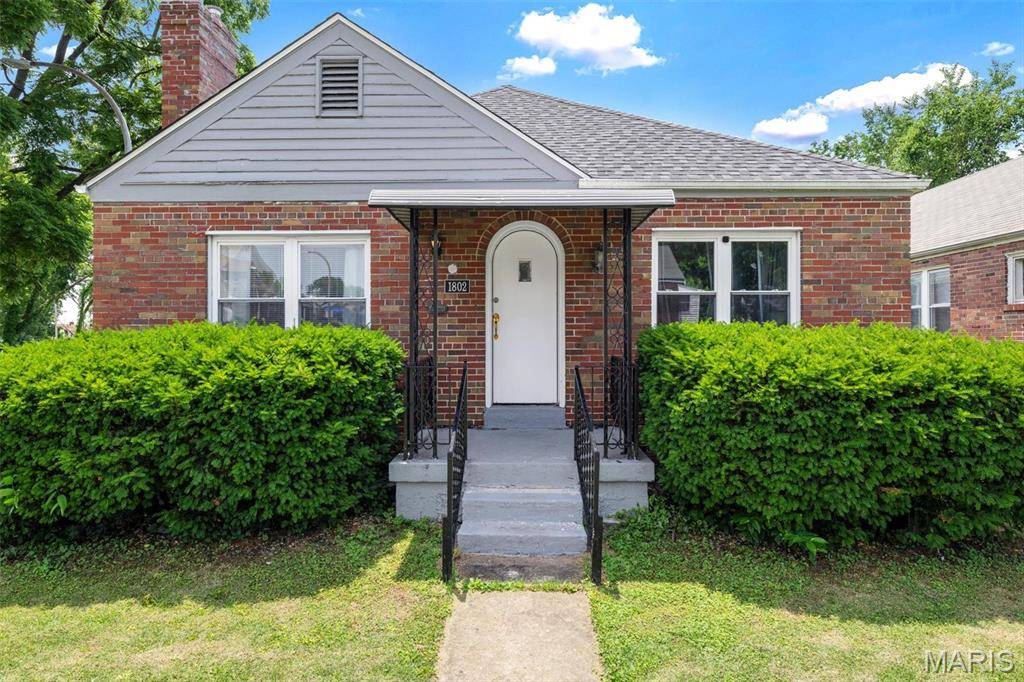 1802 Switzer AVE, St Louis, MO 63147