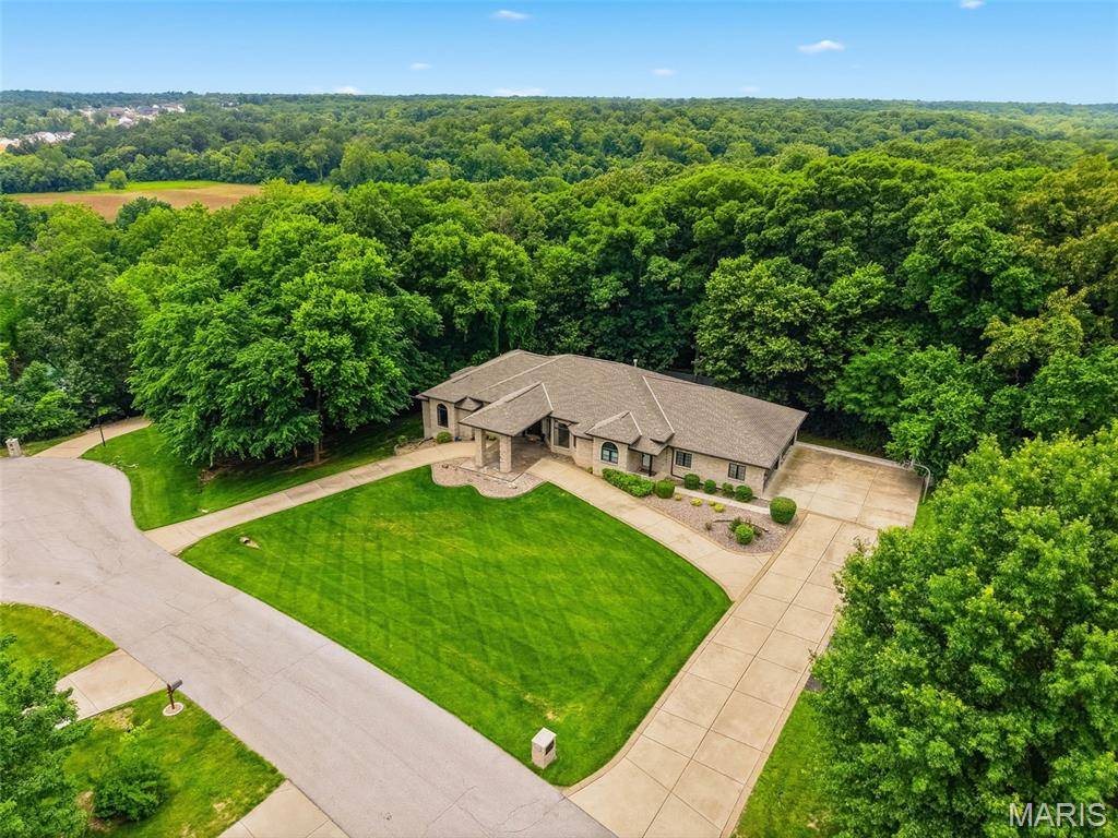 3 Rainier CT, O'fallon, MO 63366