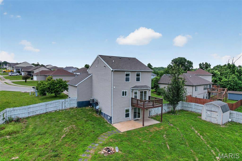 139 Kale CT, St Robert, MO 65584