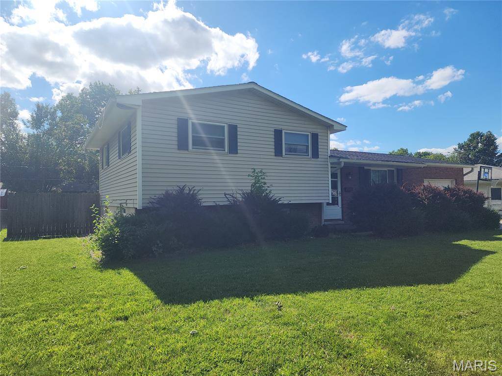 506 Texas BLVD, Bethalto, IL 62010