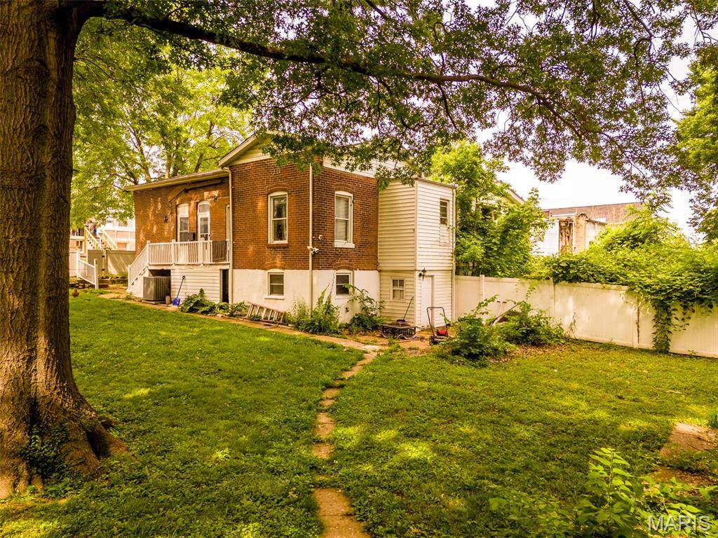 511 Jeffords ST, St Louis, MO 63125