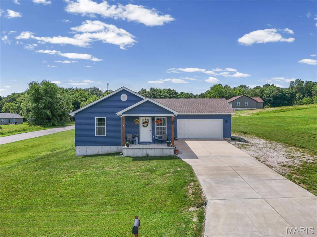 137 Calvey Brook DR, Robertsville, MO 63072