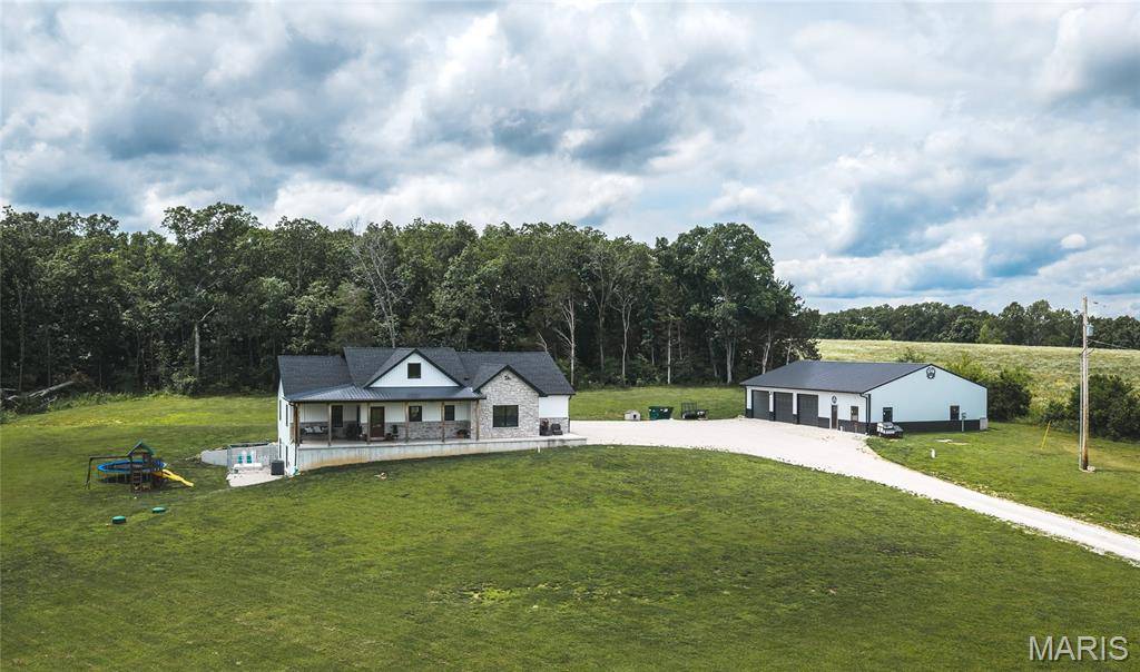 2133 Nicks RD, Owensville, MO 65066