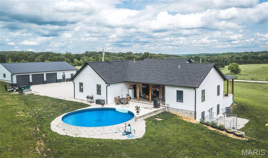 2133 Nicks RD, Owensville, MO 65066