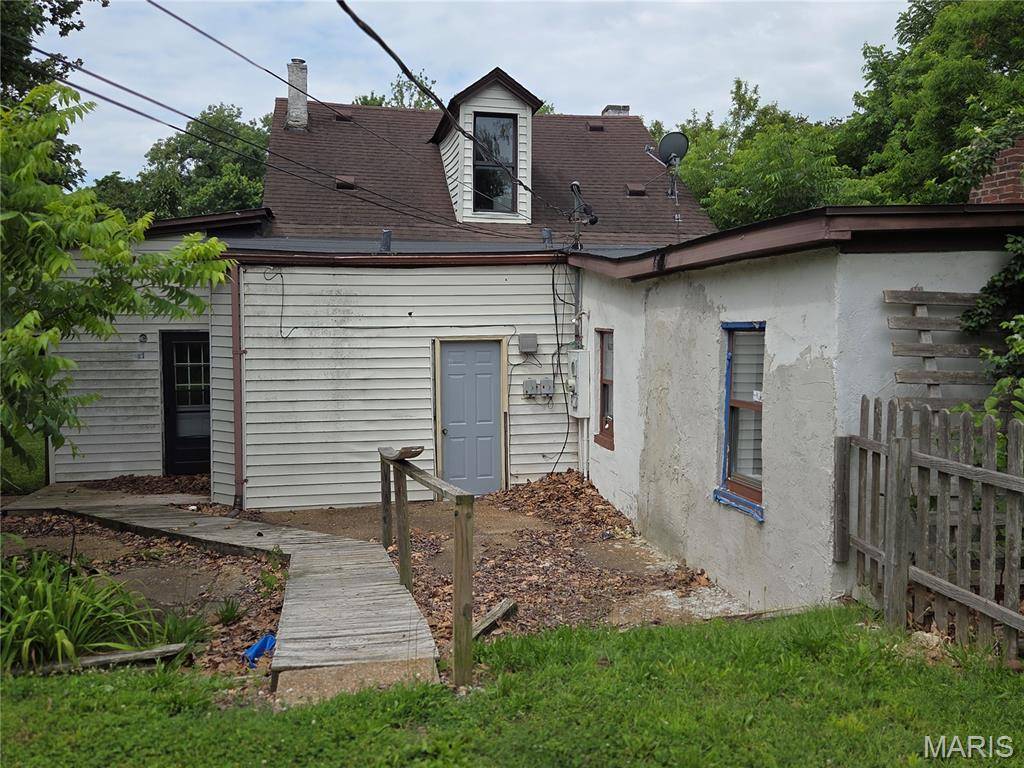 134 N Douglas AVE, Belleville, IL 62220