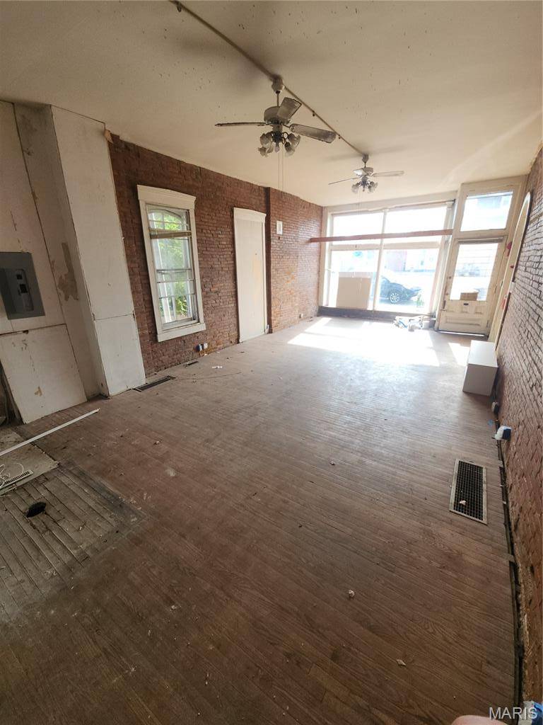 3822-24 S Broadway, St Louis, MO 63118
