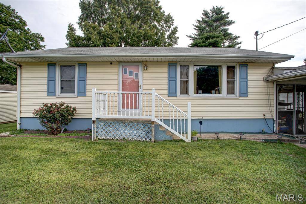 407 Fletcher ST, Jerseyville, IL 62052