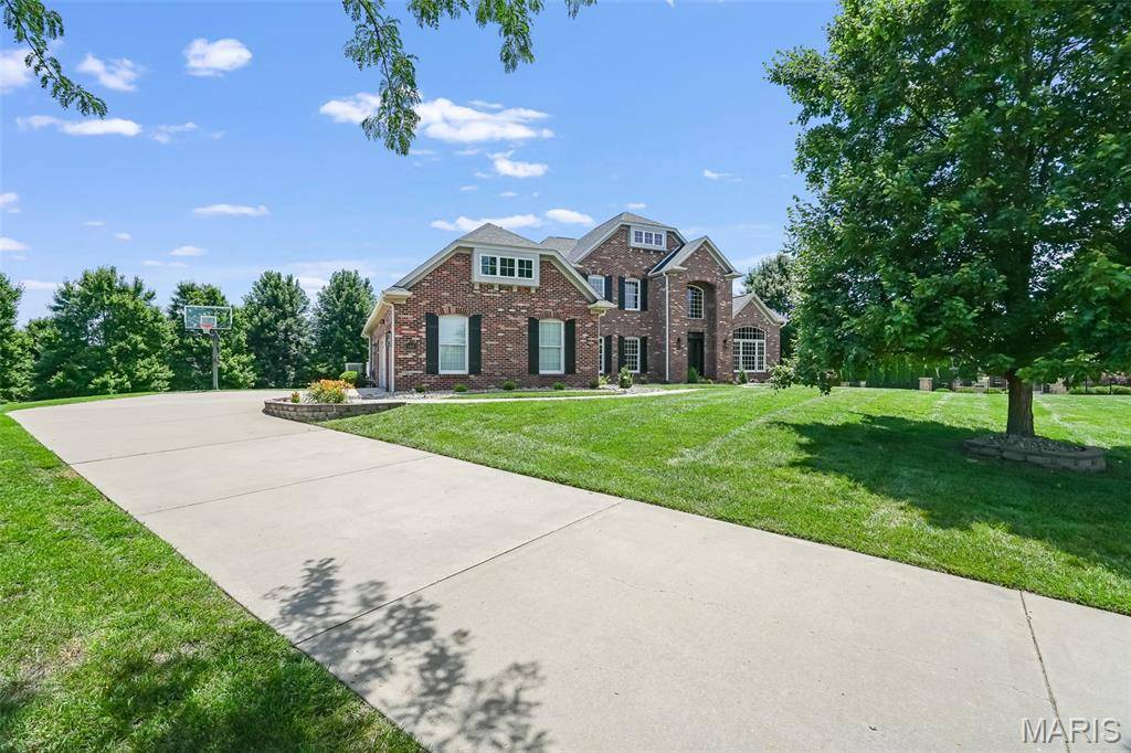 4202 Cassatt CT, Swansea, IL 62226