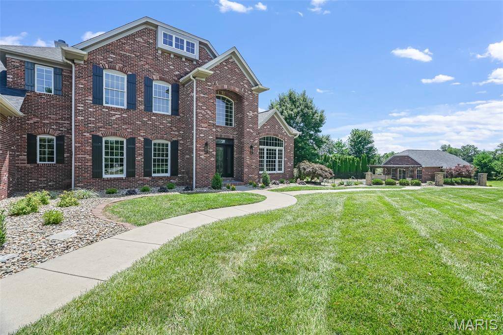 4202 Cassatt CT, Swansea, IL 62226