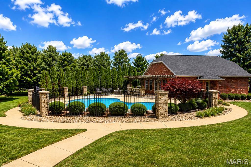 4205 Cassatt CT, Swansea, IL 62226