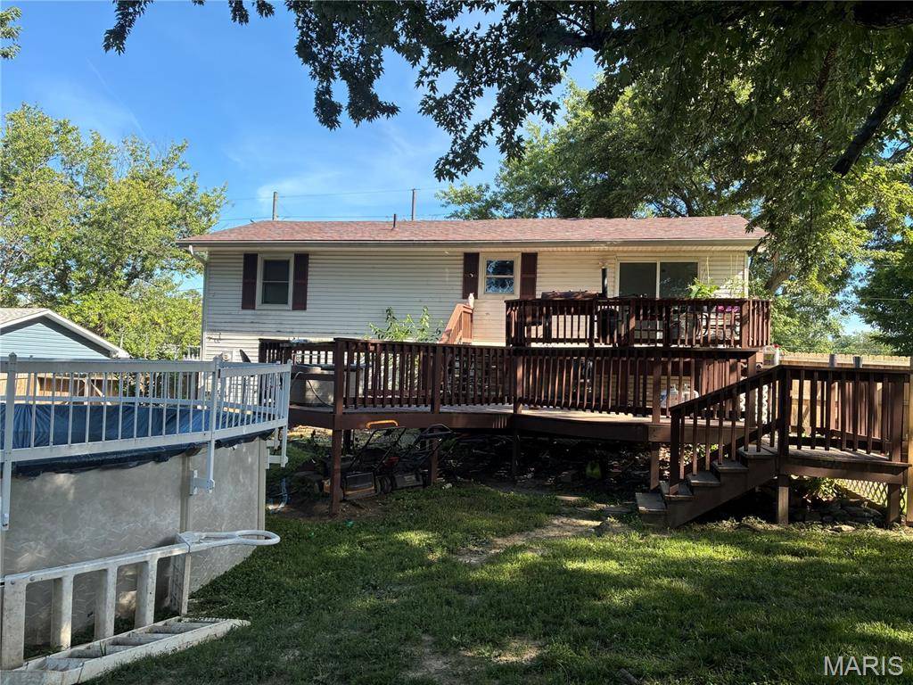 317 Marty DR, Desloge, MO 63601