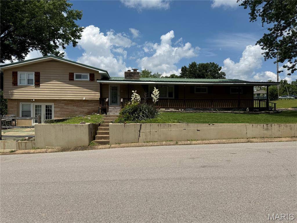 1100 Home AVE, Waynesville, MO 65583