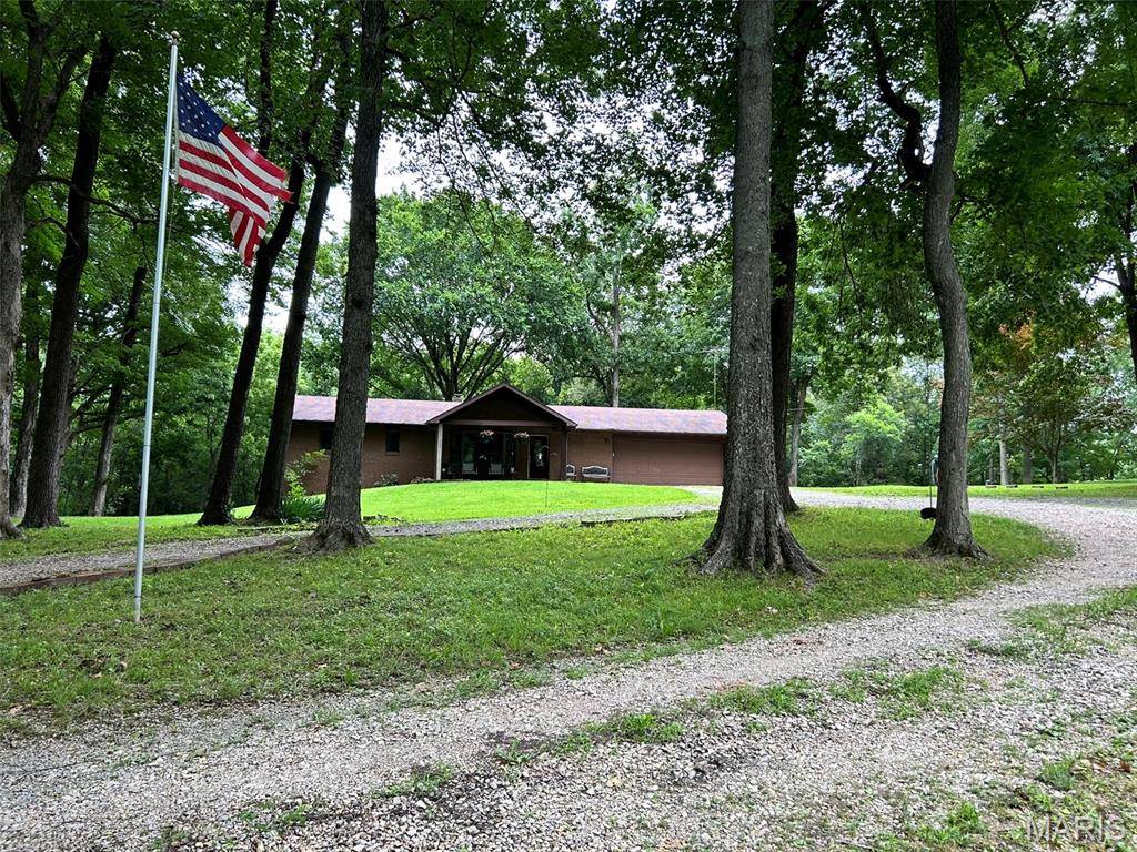 310 Granite LN, Jackson, MO 63755