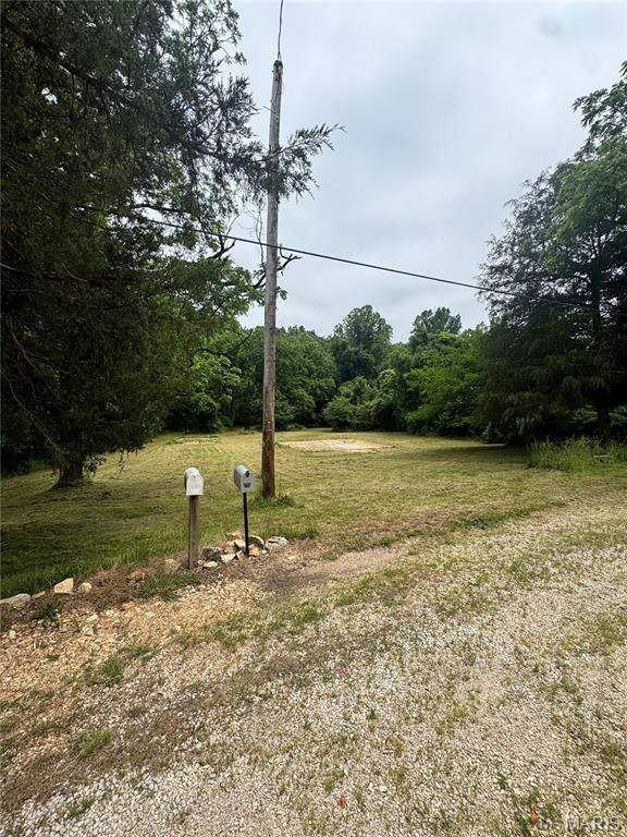 8190 St Hwy 21, Grandin, MO 63943