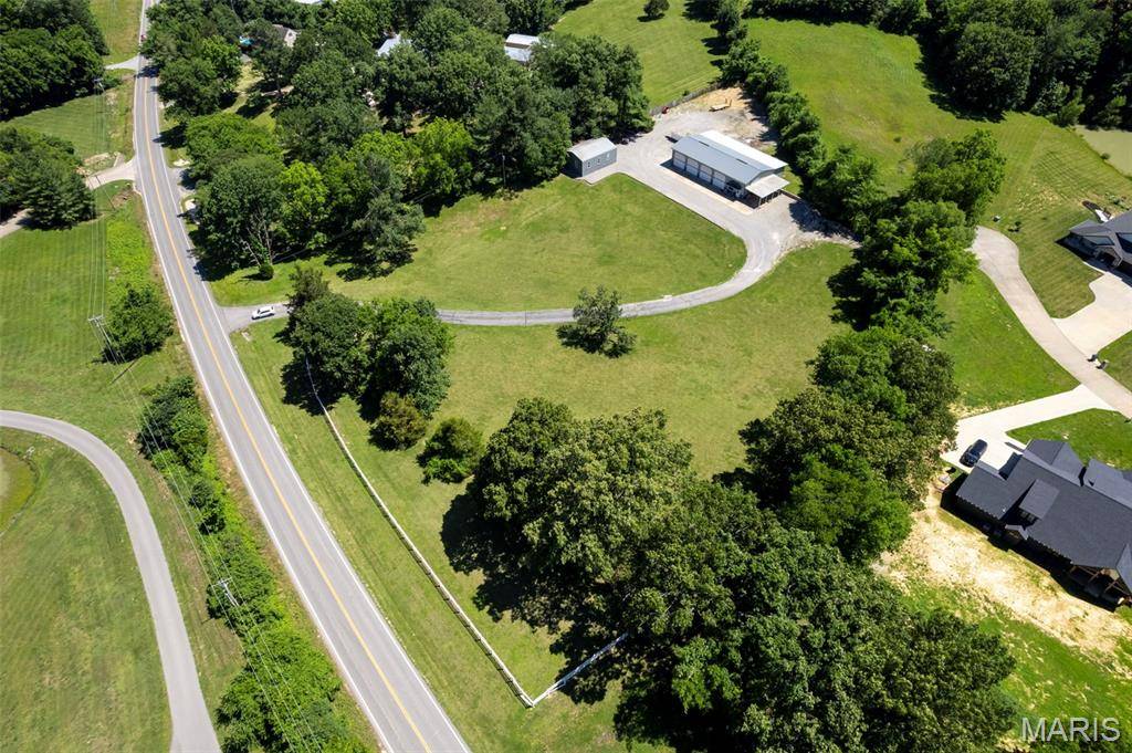 6065 State HWY W, Jackson, MO 63755
