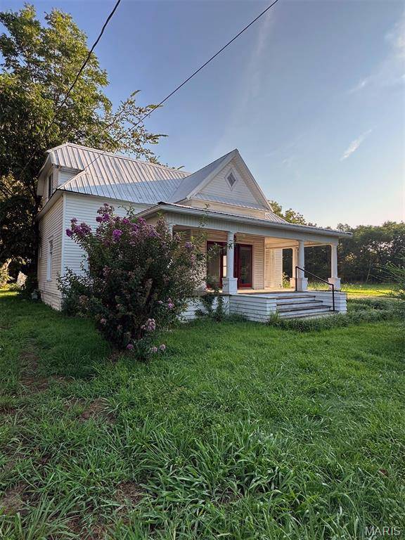 333 E Stoddard ST, Dexter, MO 63841