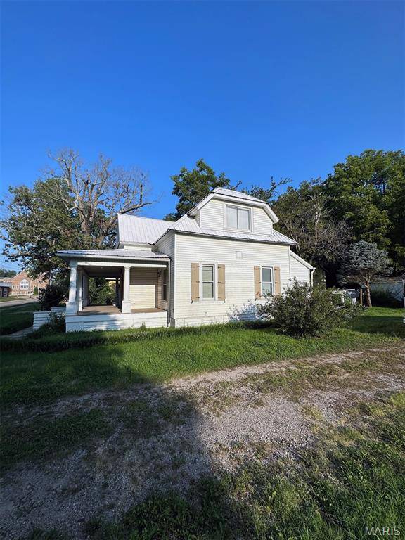 333 E Stoddard ST, Dexter, MO 63841