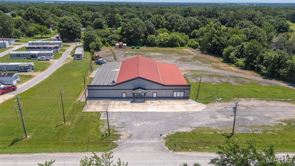 602 E Outer RD, Poplar Bluff, MO 63901