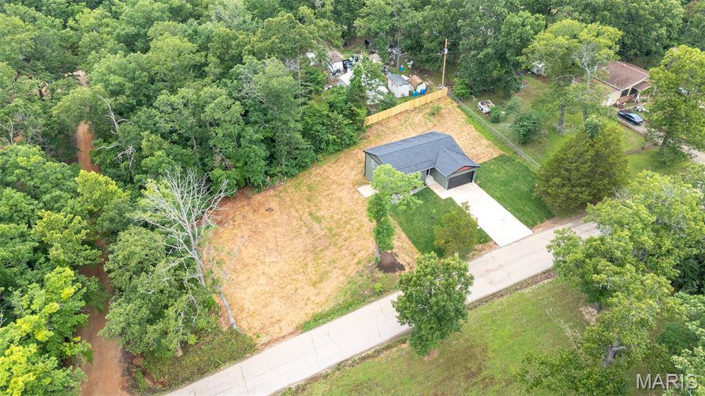 9339 Skyline DR, Bonne Terre, MO 63628