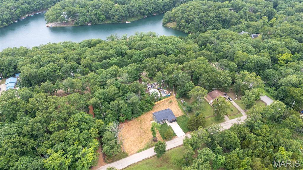9339 Skyline DR, Bonne Terre, MO 63628