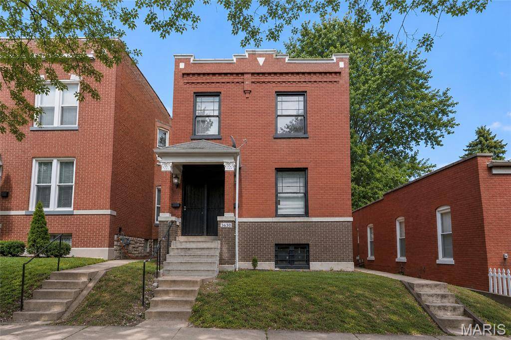 3630 Iowa AVE, St Louis, MO 63118