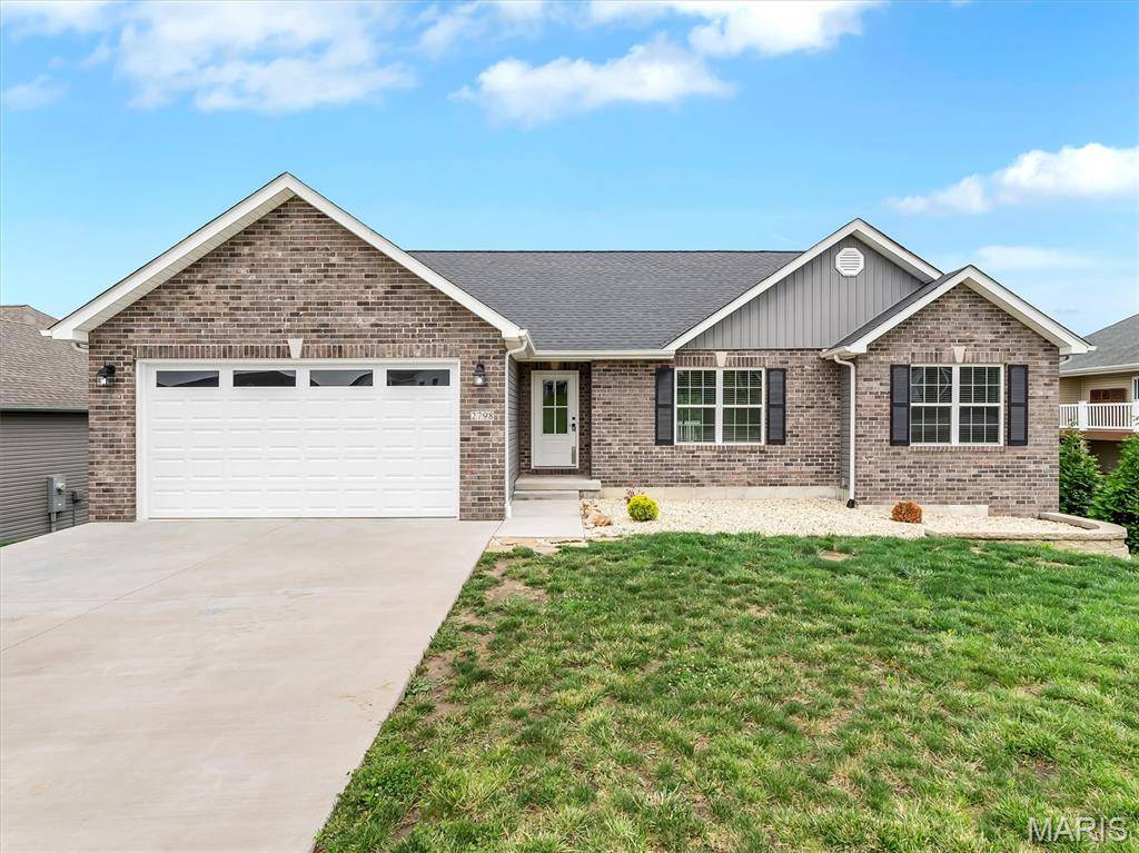 2798 Moon Crest CT, Washington, MO 63090