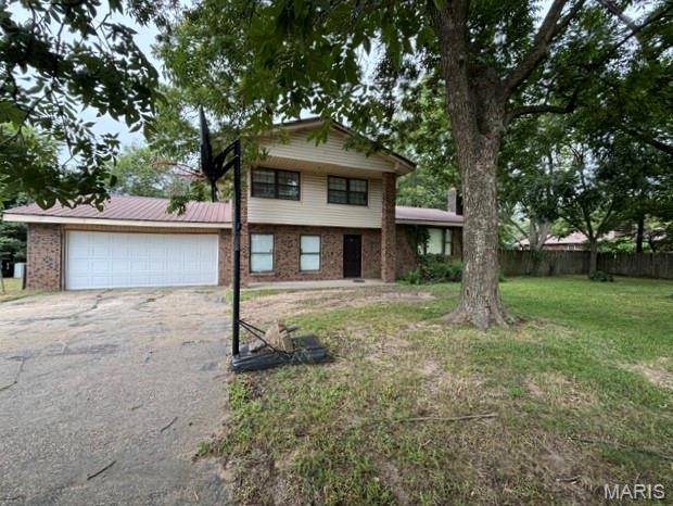 39705 Bernard RD, Malden, MO 63863