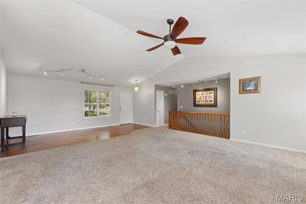 48 Aspen Ridge CT, St Peters, MO 63376
