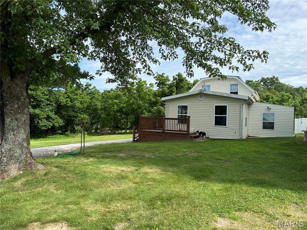 23454 Highway C, Belle, MO 65013