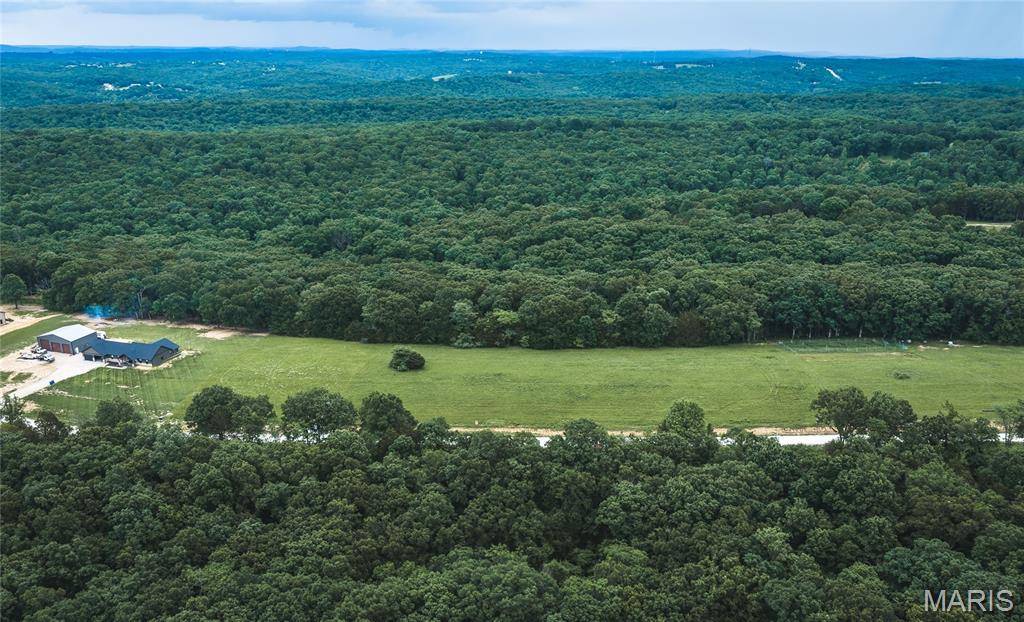 5256 Hobby Farms Rd, De Soto, MO 63020