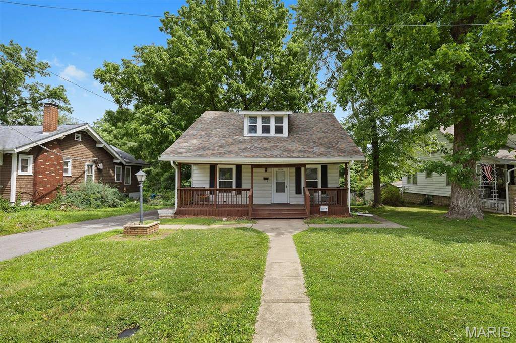 2624 Watalee ST, Alton, IL 62002