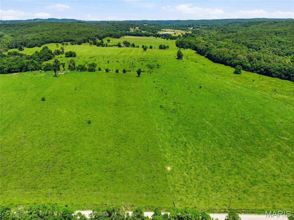 000 M- Pleasant Hill RD, Mountain Grove, MO 65711