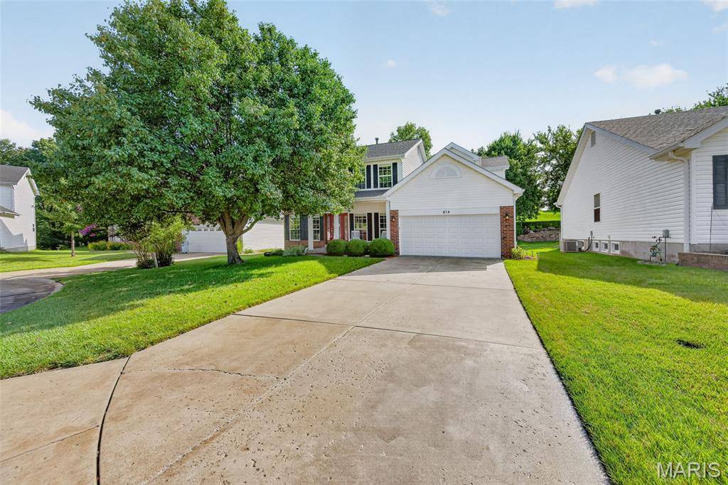 614 Whispering Willows CT, Ballwin, MO 63021