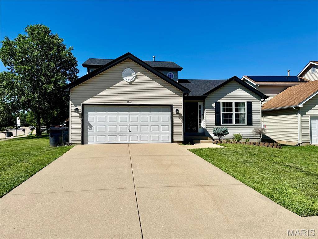2766 Brookmeadow DR, Belleville, IL 62221