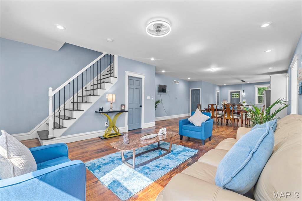 4224 California AVE, St Louis, MO 63111