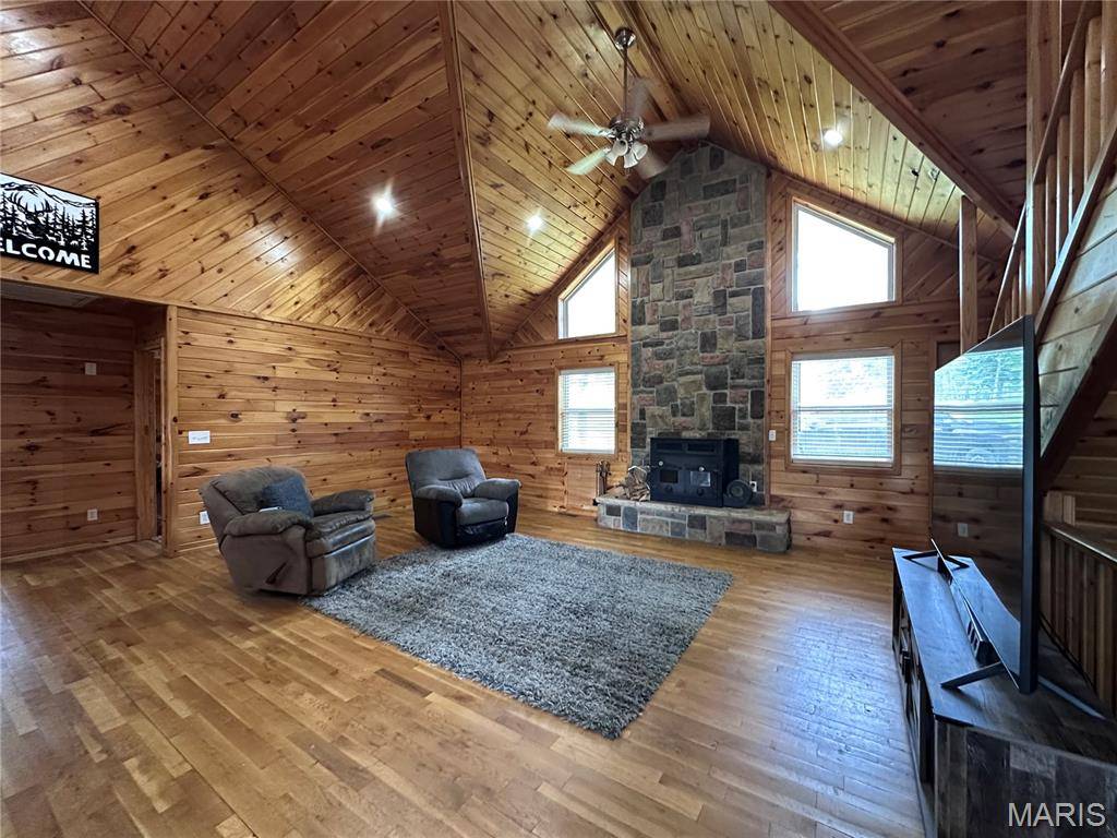 16393 Highway B, Ellington, MO 63638