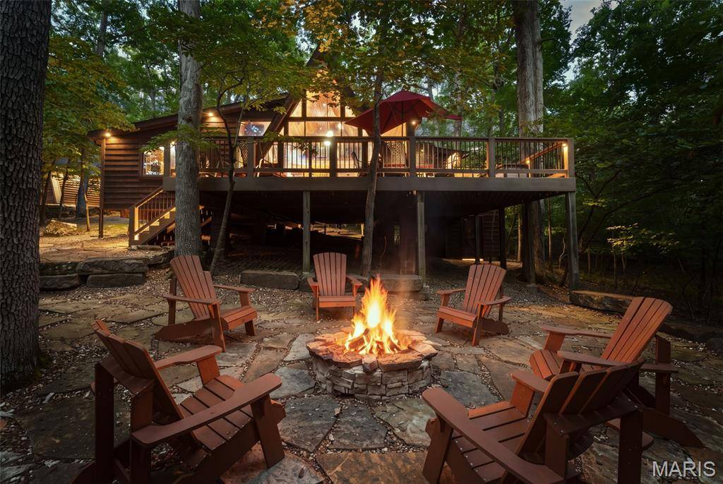 632 Wunderbar Point DR, Innsbrook, MO 63390