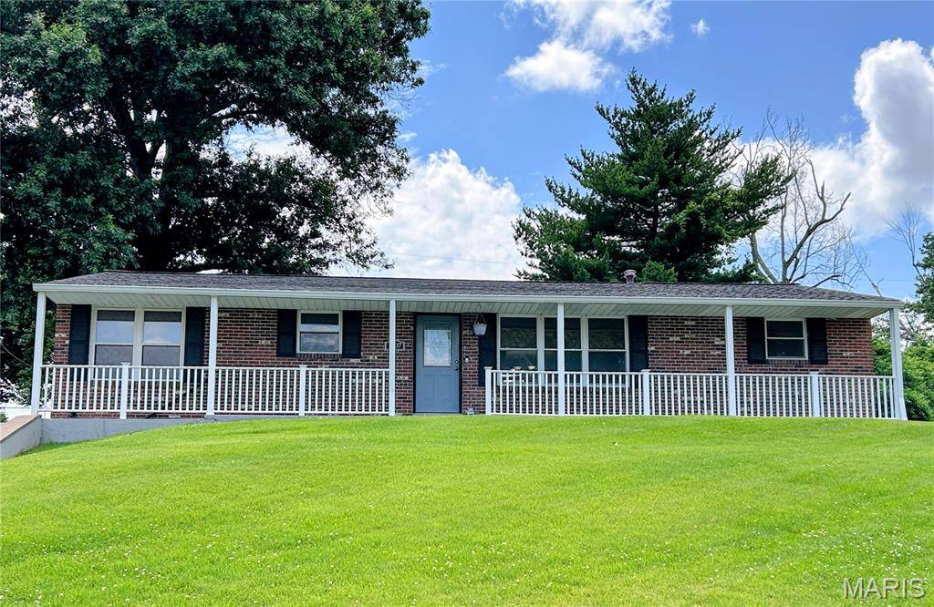 1107 Virginia AVE, Crystal City, MO 63019