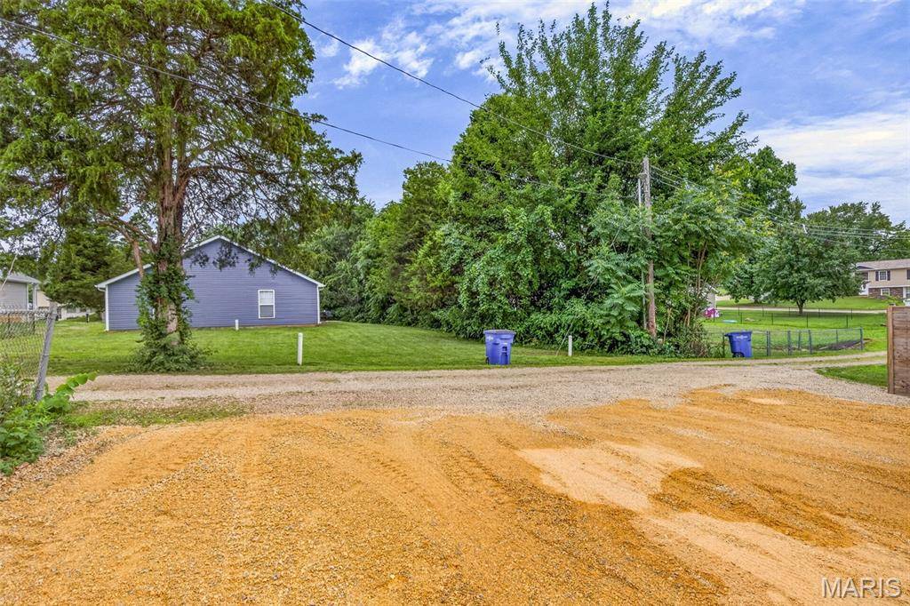 505 S Vandervoot ST, Desloge, MO 63601