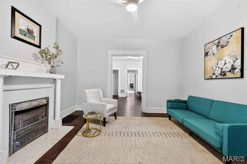 3423 Giles AVE, St Louis, MO 63116