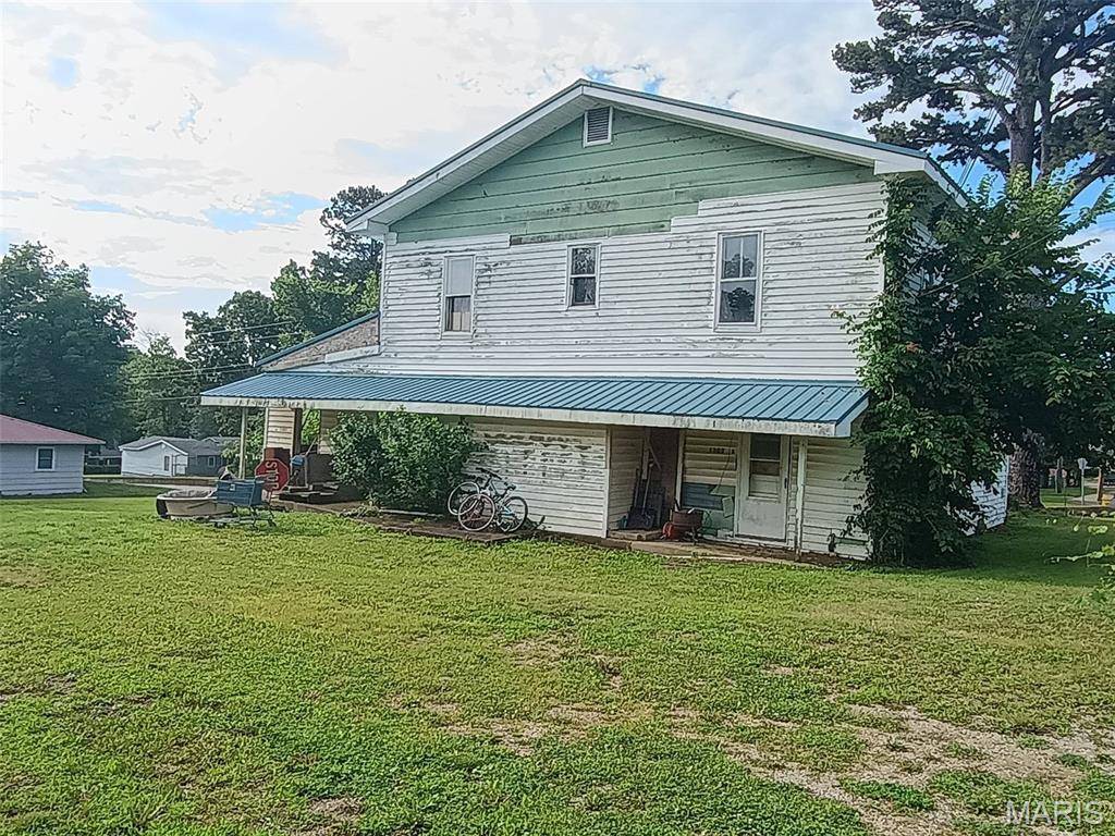 1302 W Franklin ST, Salem, MO 65560