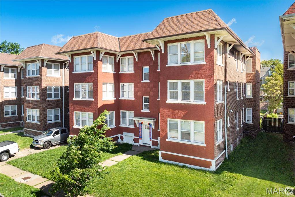 5909 Cates Ave, St Louis, MO 63112