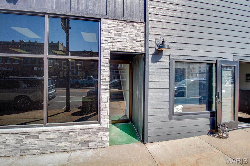 107 N State ST, Jerseyville, IL 62052