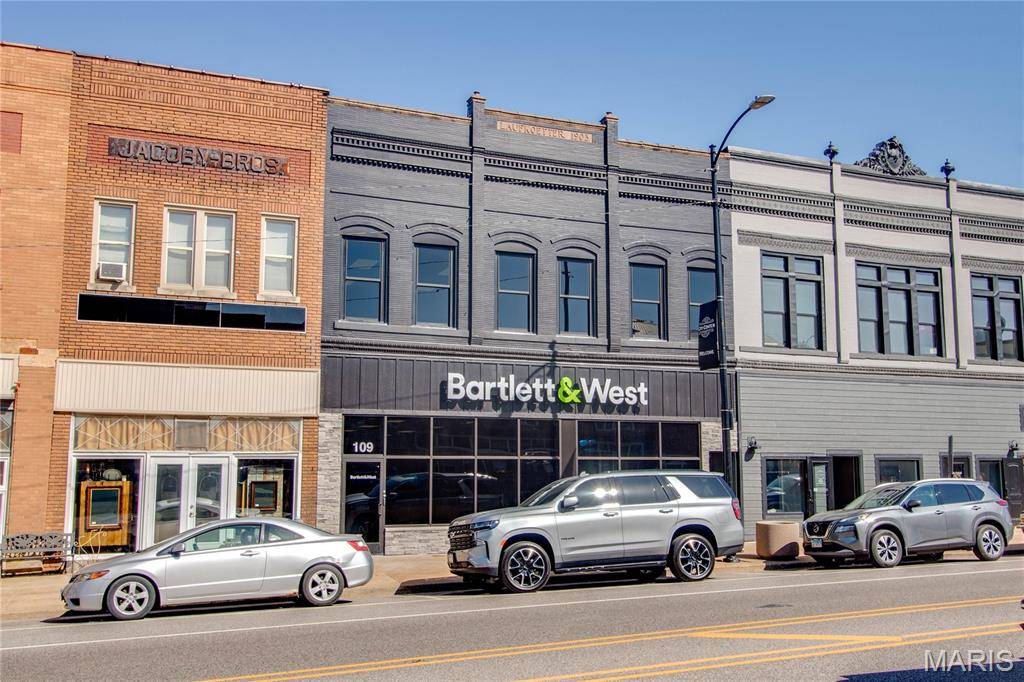 107 N State ST, Jerseyville, IL 62052