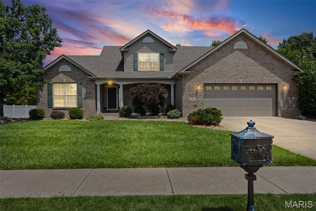 30 Brookshire LN, Edwardsville, IL 62025